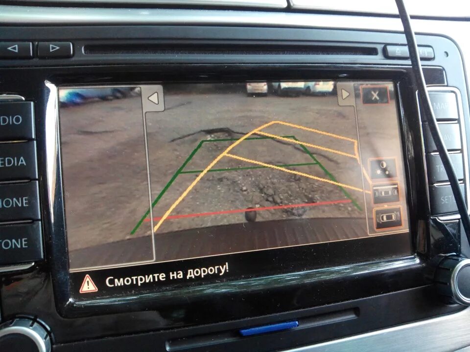 Подключение камеры пассат б6 Камера заднего вида с траекториями В6 Variant - Volkswagen Passat Variant (B6), 