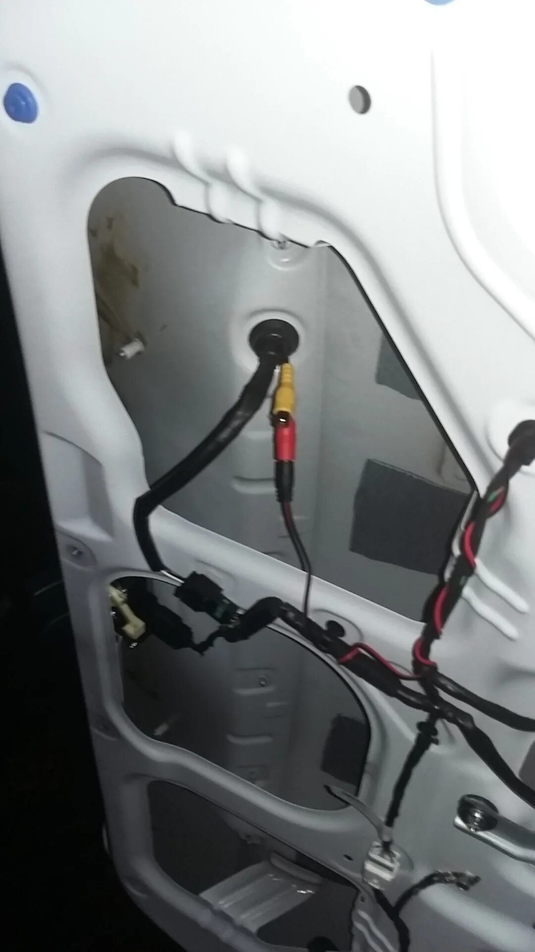 Подключение камеры заднего вида хендай крета Камера заднего вида - Hyundai Creta (1G), 1,6 л, 2016 года стайлинг DRIVE2