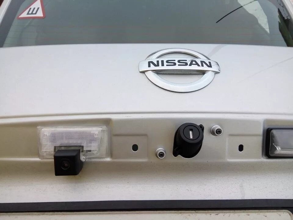 Подключение камеры заднего вида ниссан альмера Камера заднего вида - Nissan Almera G15, 1,6 л, 2014 года аксессуары DRIVE2