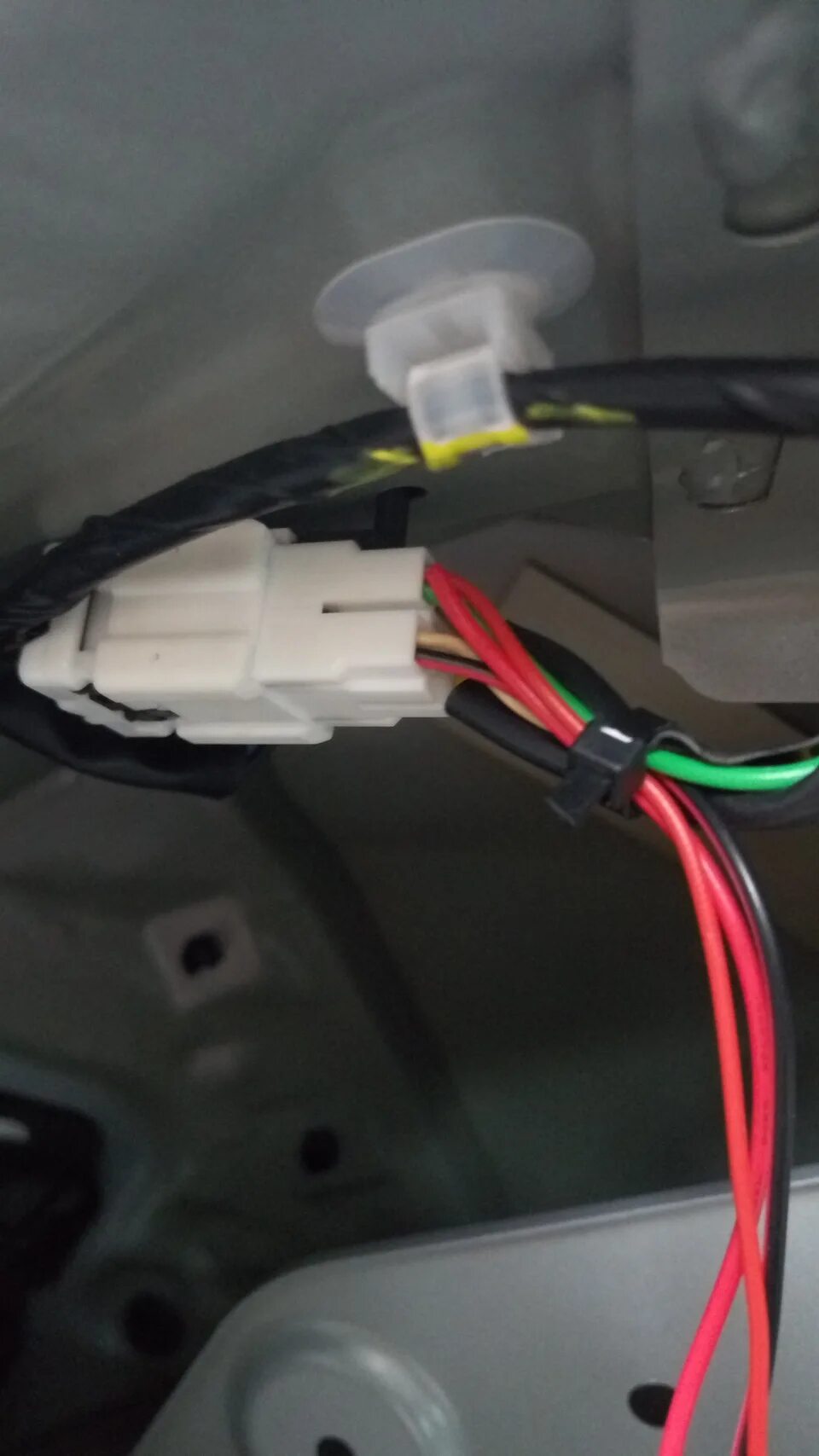 Подключение камеры заднего вида nissan connect Подключение камеры заднего вида к Nissan Connect - Nissan Tiida (2G), 1,6 л, 201