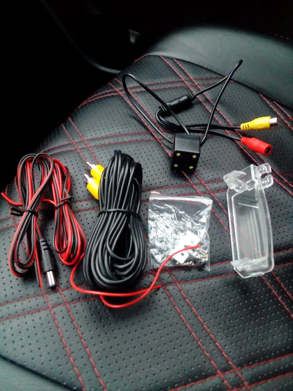 Подключение камеры заднего вида outlander 3 Установка камеры заднего вида - Mitsubishi Outlander (3G), 2 л, 2013 года электр