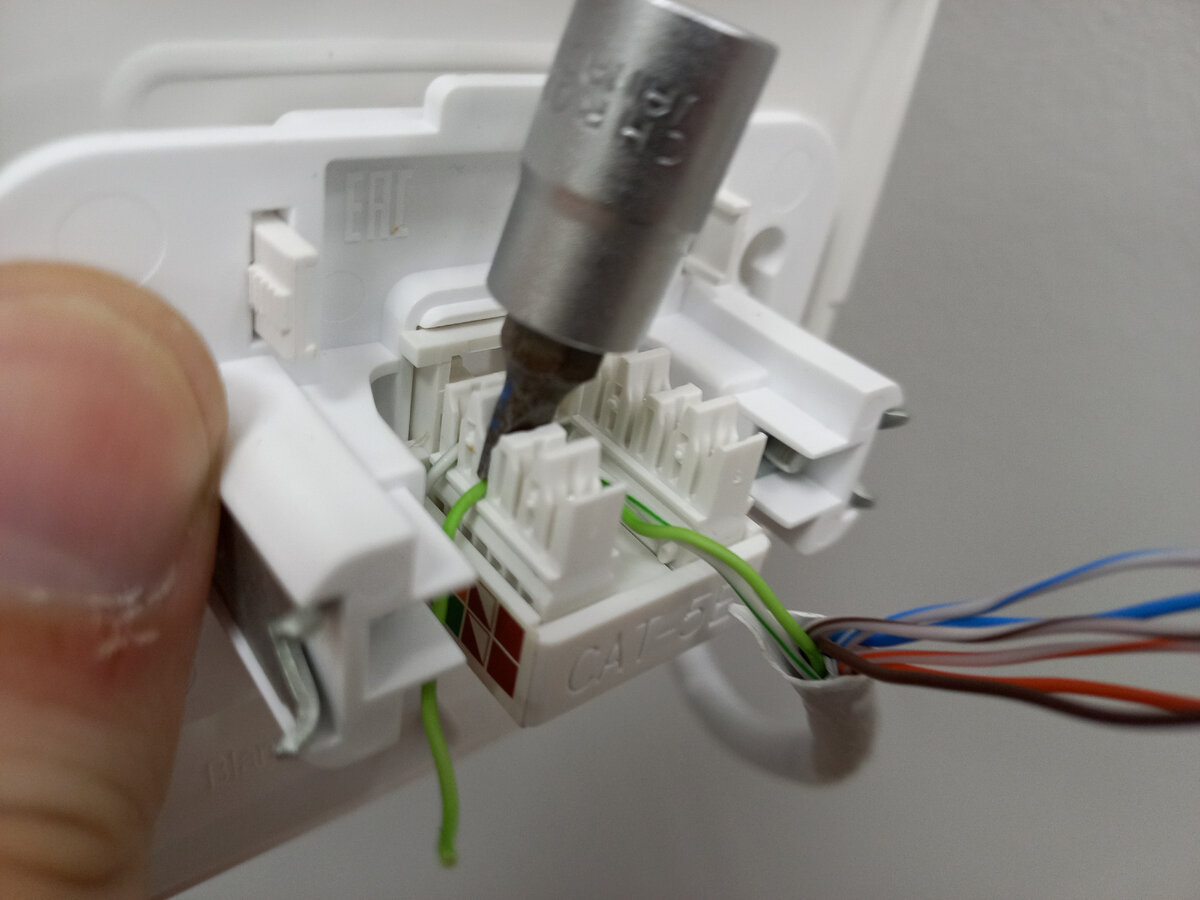 Подключение компьютерной розетки glossa Подключение компьютерной розетки RJ45 Свой Айтишник Дзен