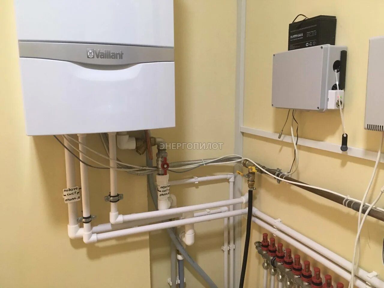 Подключение котла vaillant Конденсационный котёл "Vaillant" с бойлером "Hajdu" и дистанционное GSM управлен