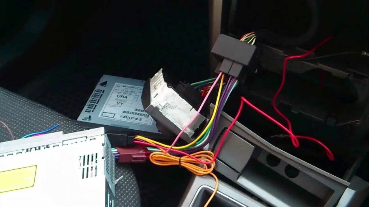 Подключение магнитолы astra h How to replace Vauxhall / Opel Astra h 2006 car radio - YouTube