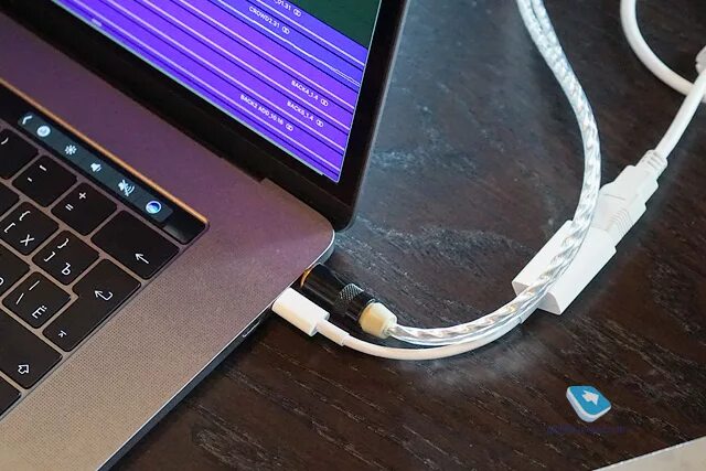 Подключение макбука к телефону Mobile-review.com Ваня Чебанов, MacBook Pro, Touch Bar и Logic Pro X