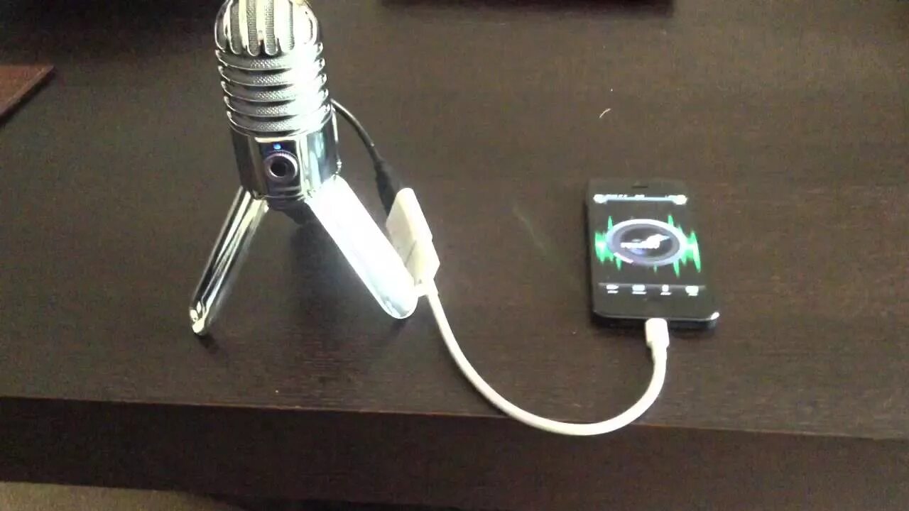 Подключение микрофона через usb Samson USB Mic & iPhone 5 - YouTube