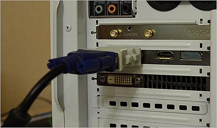 Подключение монитора к системному блоку через hdmi Как подключить два монитора к одному компьютеру - инструкция