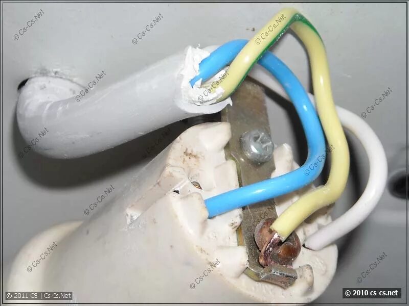 Подключение патрона для лампочки к двухжильному проводу Реаниматология, или Ремонт электрики после потопа - CS-CS.Net: Лаборатория Элект