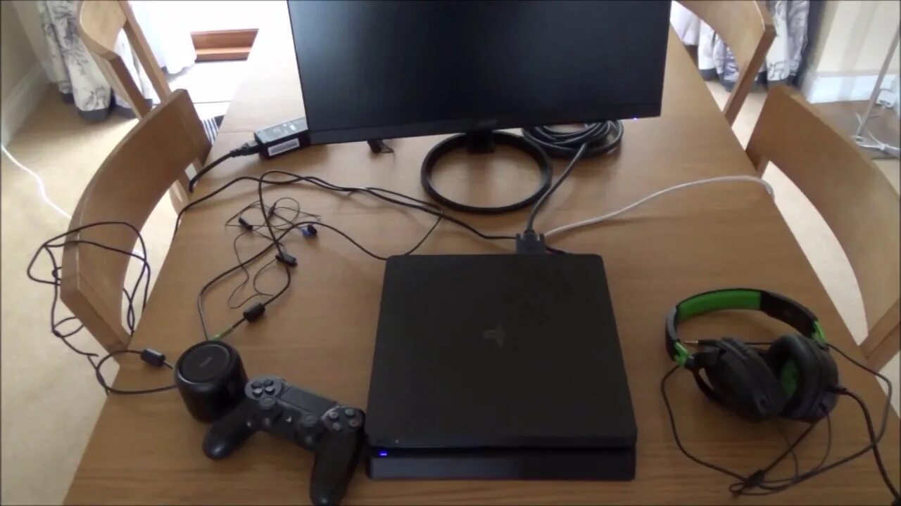 Подключение playstation 4 к телевизору How to Connect a PS4 Slim Console to a DVI Computer Monitor - YouTube