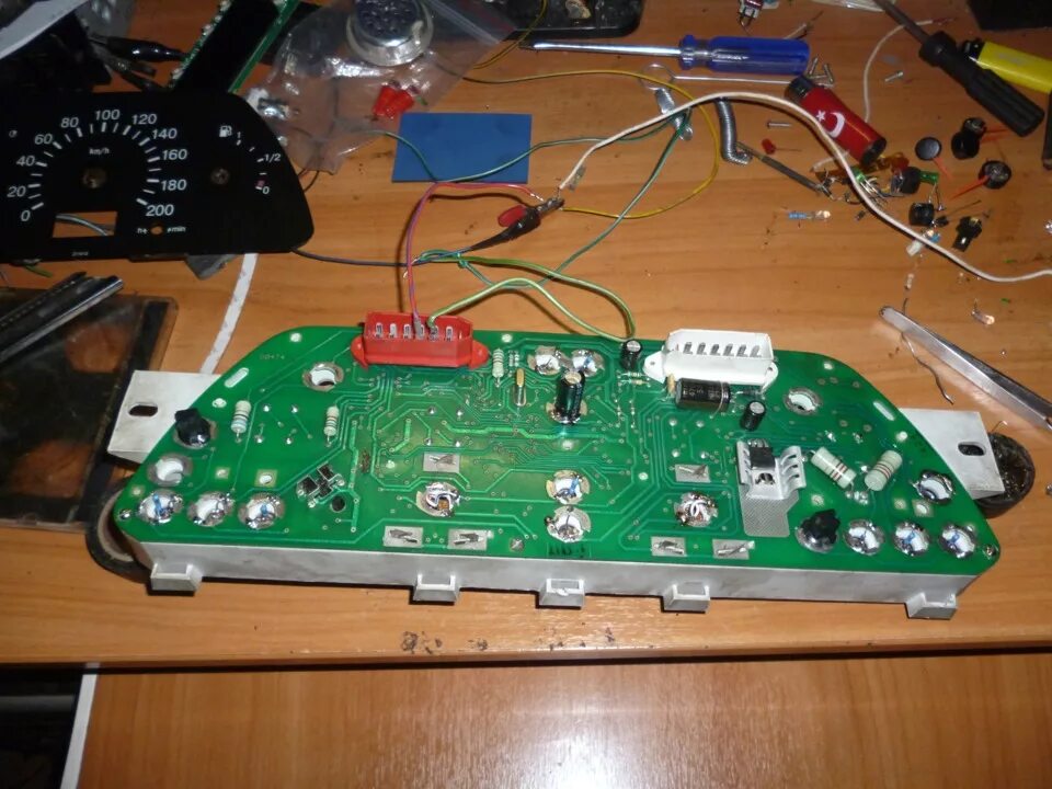 Подключение приборной панели ваз 2114 на столе Добаботка подсветки панели приборов ваз 2114 - Lada 2113, 1,5 л, 2005 года стайл