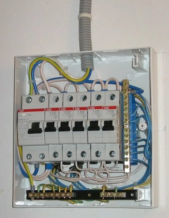 Подключение проводов к автоматам в щитке Геннадий Говорухин - Ремонт и строительство, Водоснабжение и канализация, Электр