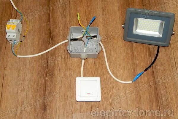 Подключение прожектора 3 провода Подключение светодиодного прожектора Electrónica