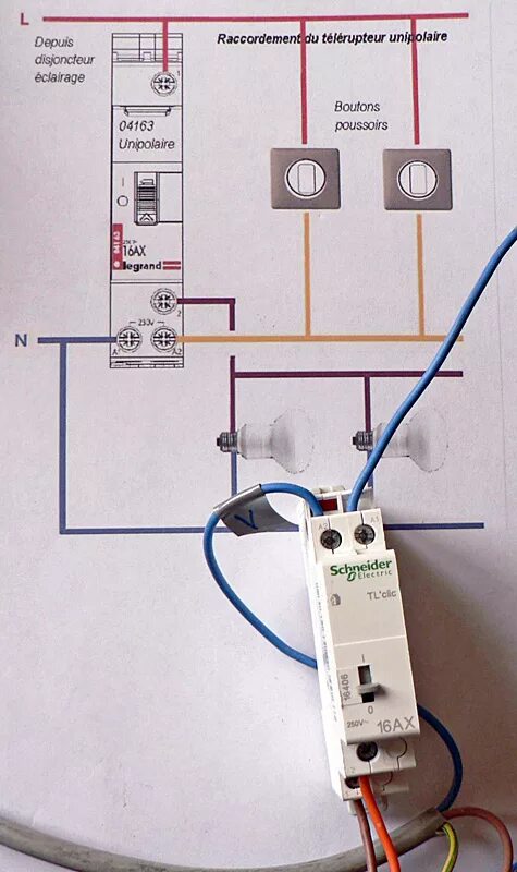 Подключение реле мастер выключателя Aide des bricoleurs problème fonctionnement installation éclairage branchement t