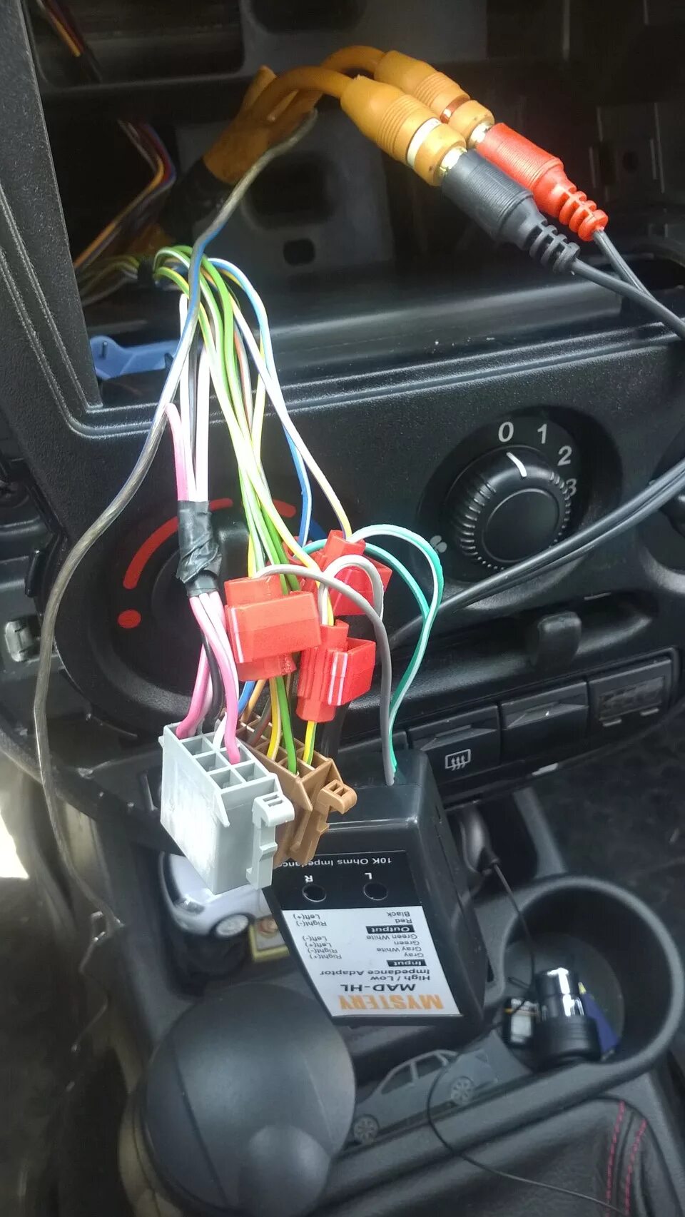 Подключение штатной магнитолы лада гранта fl 28.Подключение Kixc ICQ 300ba к штатной ММС - Lada Гранта, 1,5 л, 2013 года авто