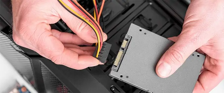 Подключение ssd к компьютеру How to Connect SATA Power Cable - Tech News Today