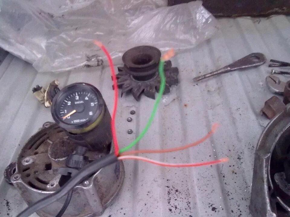 Подключение тахометра к генератору генератор, тахометр - Volkswagen Transporter T3, 1,6 л, 1988 года своими руками 