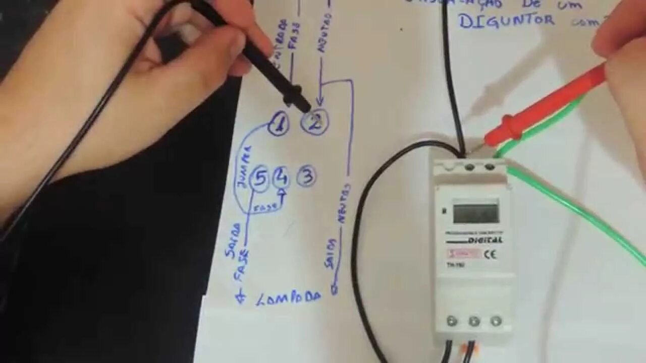 Подключение таймера света Como instalar um disjuntor programavel ou timer digital - YouTube