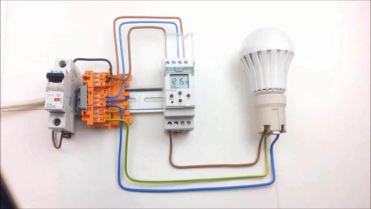 Подключение таймера времени на лампочку zegar sterujący programowalny jednokanałowy PCZ 521.3 - YouTube