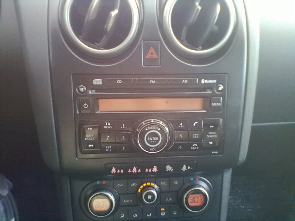 Подключение телефона к кашкай Розетка USB/AUX Nissan Qashqai - Сообщество "Nissan Club" на DRIVE2