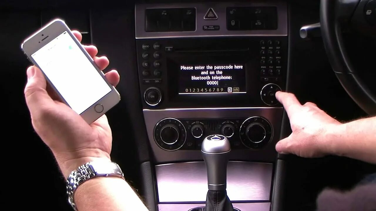 Подключение телефона к мерседес Syncing and iphone to Mercedes-Benz Clc Class 1.8 CLC180 Kompressor Sport - YouT