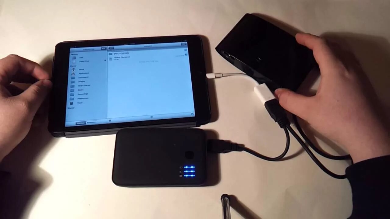 Подключение телефона к планшету How to use an external hard drive on an iPad (mini) - YouTube