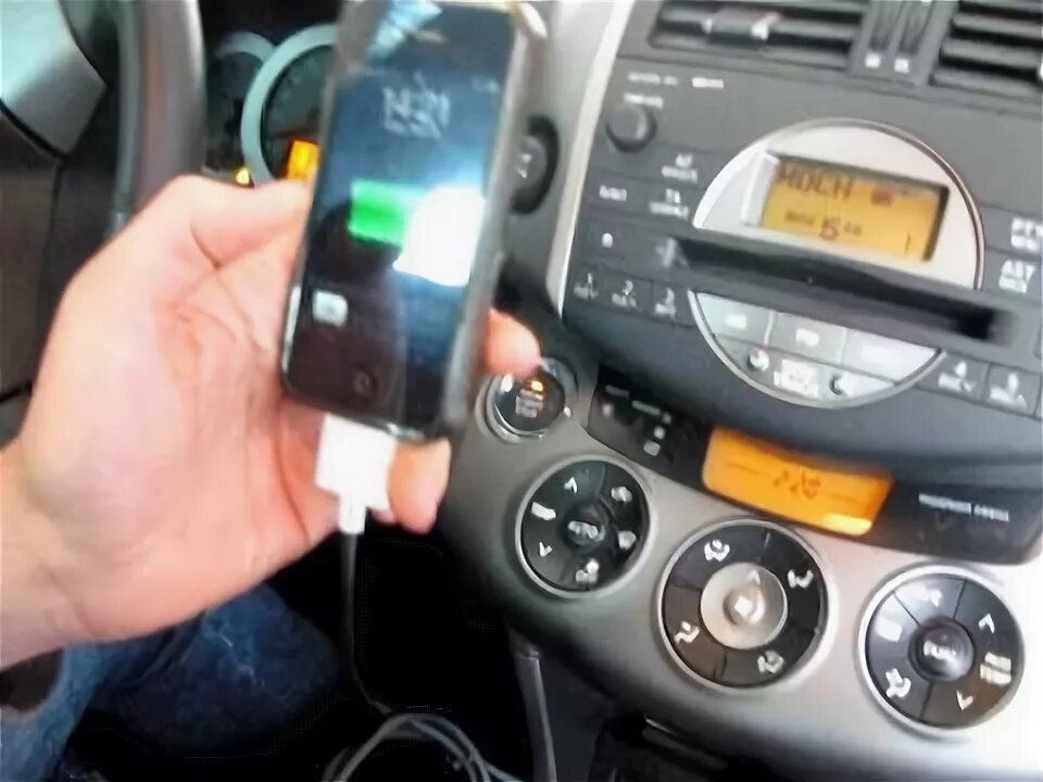 Подключение телефона к рав 4 2023 Toyota RAV4 με iPod Aux In - YouTube