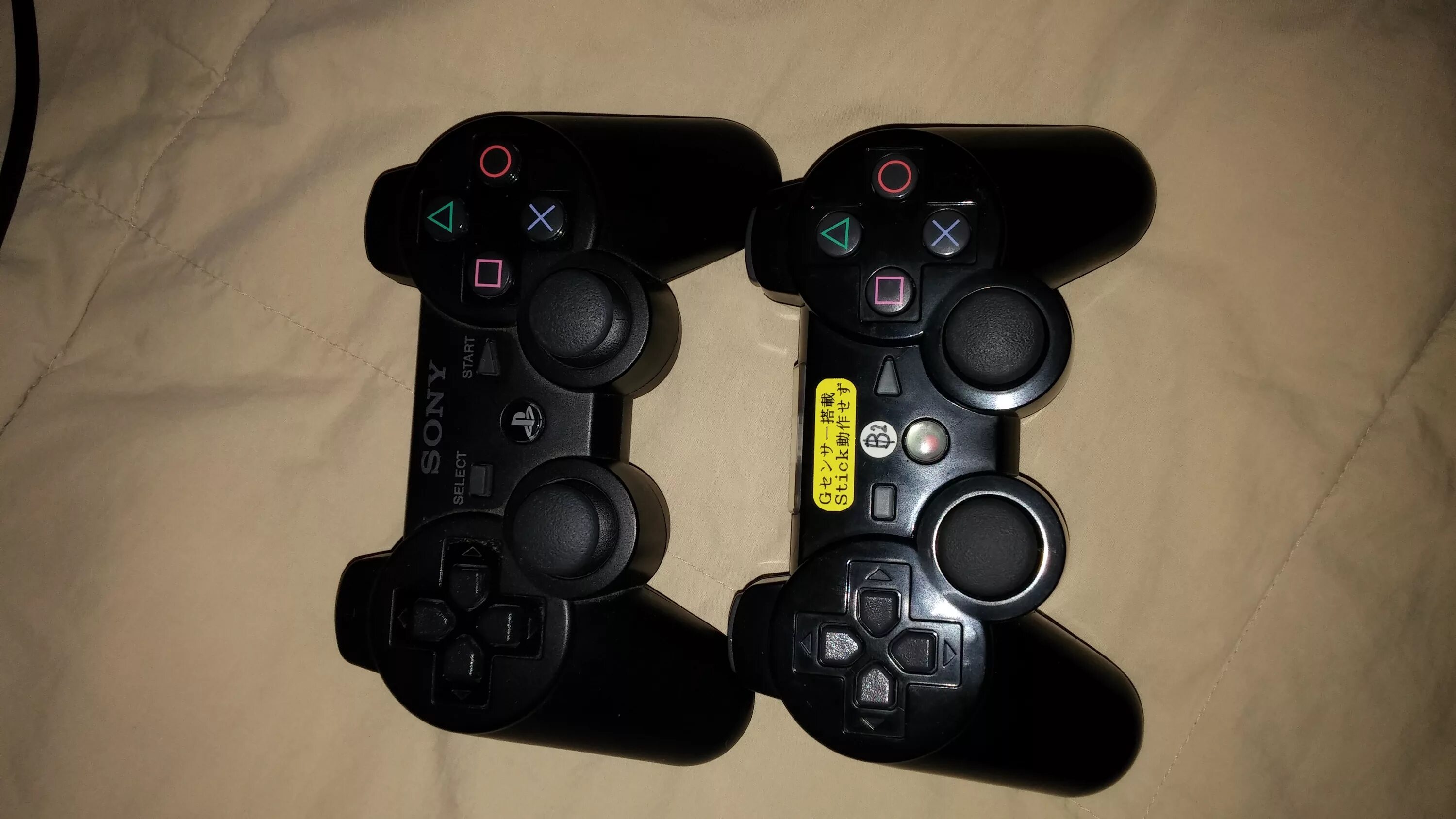 Подключения дуалшок 3 File:Sixaxis-Dualshock 3 Engineering Sample - Comparison Front.jpg - PS3 Develop