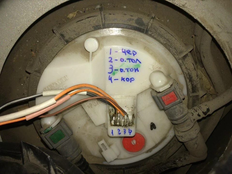 Подключения провода бензонасоса Фишка бензонасоса, ТЭН и сопля. - Renault Megane II, 1,6 л, 2006 года своими рук