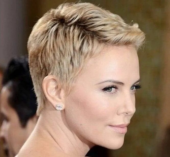 Поднятые короткие прически Short Hairstyles 2015 for round and long faces - Hairstyles for all occasions Ve