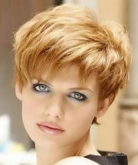 Поднятые короткие прически 2016 short hairstyles for women over 50 in 2020 Short hair with layers, Short ha