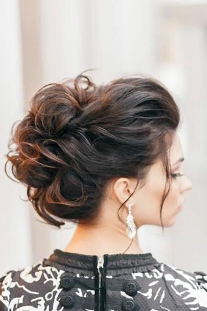 Поднятые прически на средние Swept-Back Wedding Hairstyles: 30+ Best Looks & Expert Tips Long hair styles, Lo