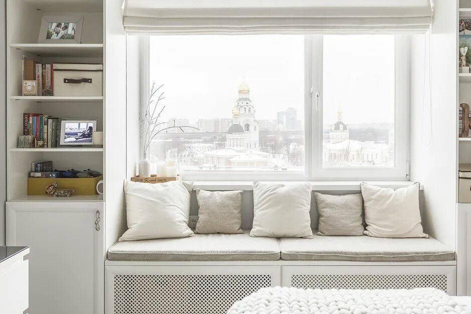 Подоконник в гостиной фото Герой INMYROOM: скандинавская двушка с продуманным хранением - INMYROOM