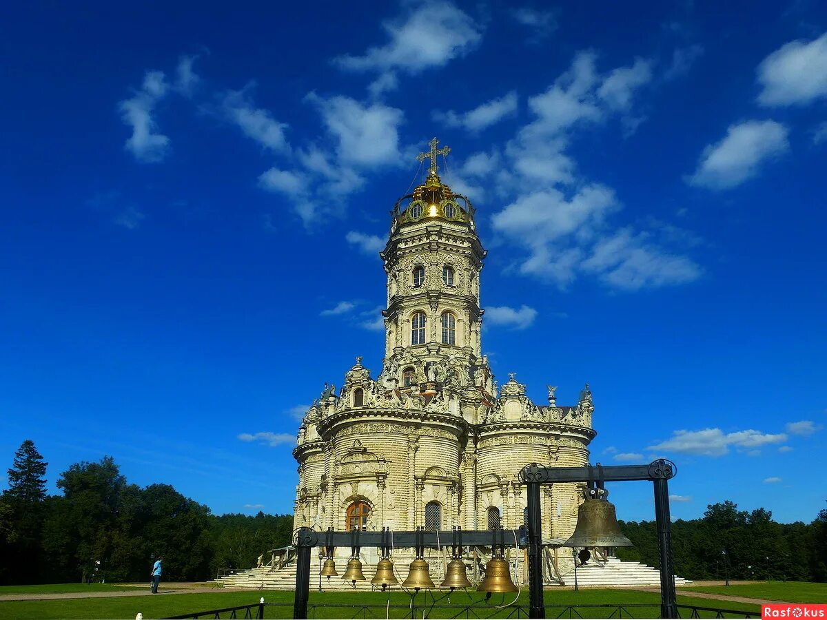 Подольск церковь фото Фото: Церковь Знамения в Дубровицах. Пейзажный фотограф Геннадий Бурмистров. Пут