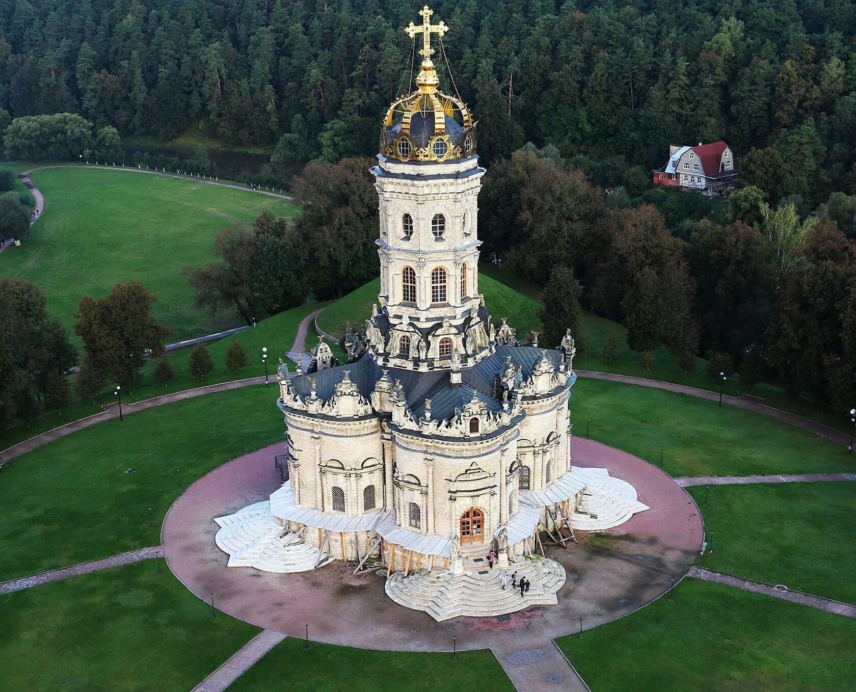 Подольск церковь фото Полет на самолете к Храму Знамения Богородицы - 45 минут