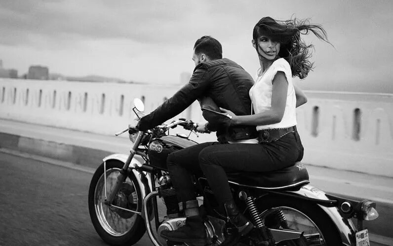 Подпись к фото на мотоцикле девушке Dean Bradshaw Advertising/Commercial Photographer and Director Bike couple, Bike