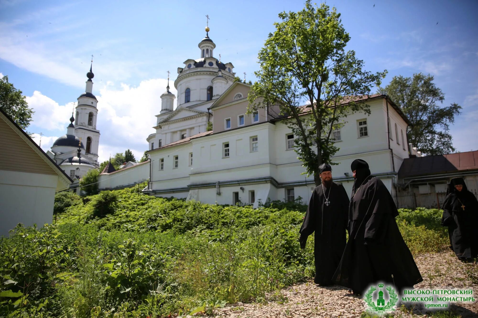 Подписать фото была в монастыре Игумен Петр (Еремеев) и игумения Фаина (Кулешова) посетили монастыри в Боровске 