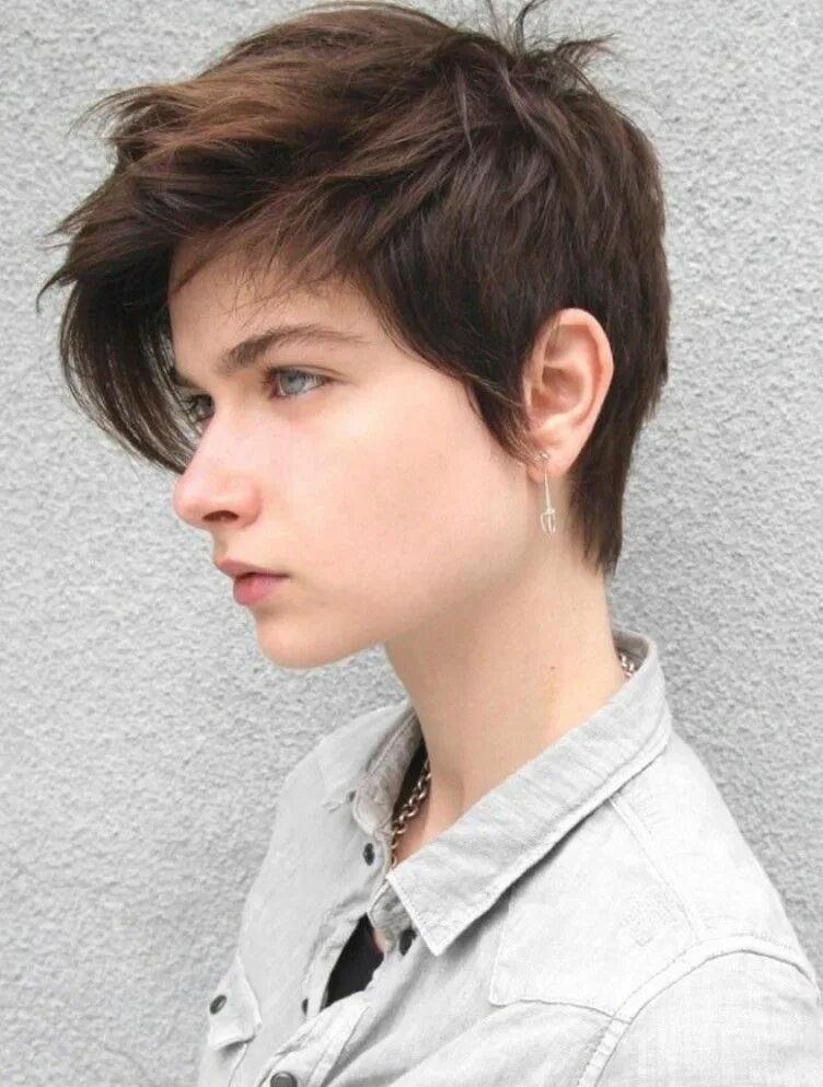 Подростковая прическа женская 35 Tomboy Short Hairstyles to Look Unique and Dashing Tomboy hairstyles, Short h