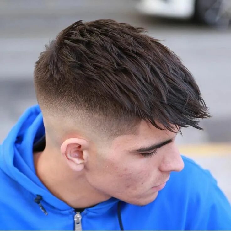 Подростковая стрижка мальчика с челкой Pin en Men Hairstyles Undercut