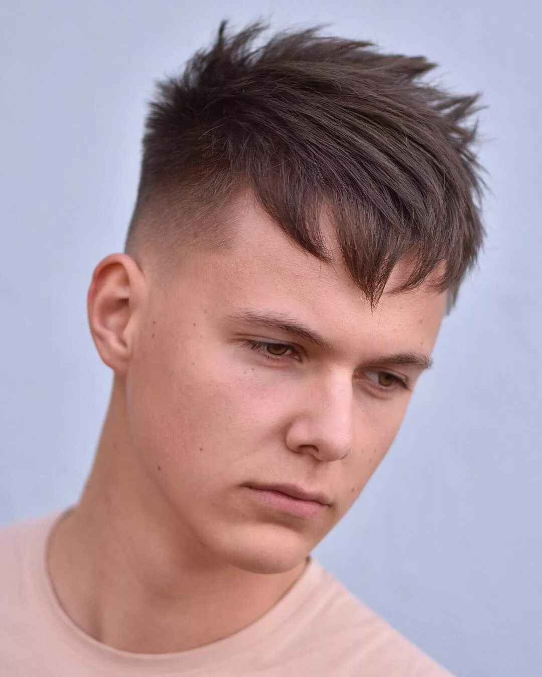 Подростковые мужские стрижки 2024 15+ Haircuts For Teenage Guys: 2024 Trends in 2024 Round face haircuts, Hairstyl