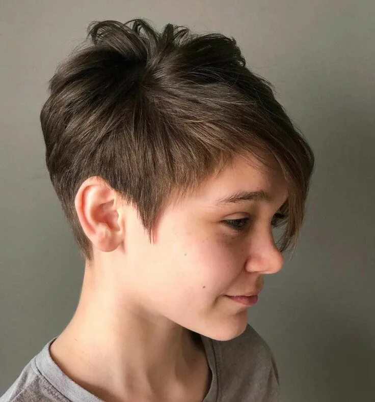 Подростковые прически для девочек 15+ Magnificent Shirt Hairstyles Short haircut styles, Short bob hairstyles, Wom