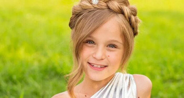 Подростковые прически для девочек на средние волосы Pin on Little girl hairstyles