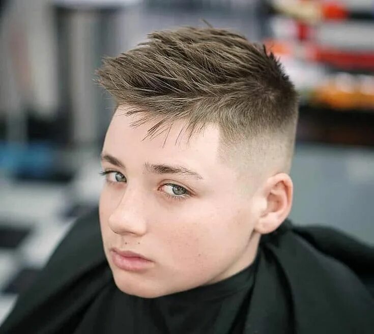 Подростковые стрижки для мальчиков короткие модные 15+ Teen Boy Haircuts: 2024 Trends + Styles Kids hair cuts, Boys haircuts, Teen 