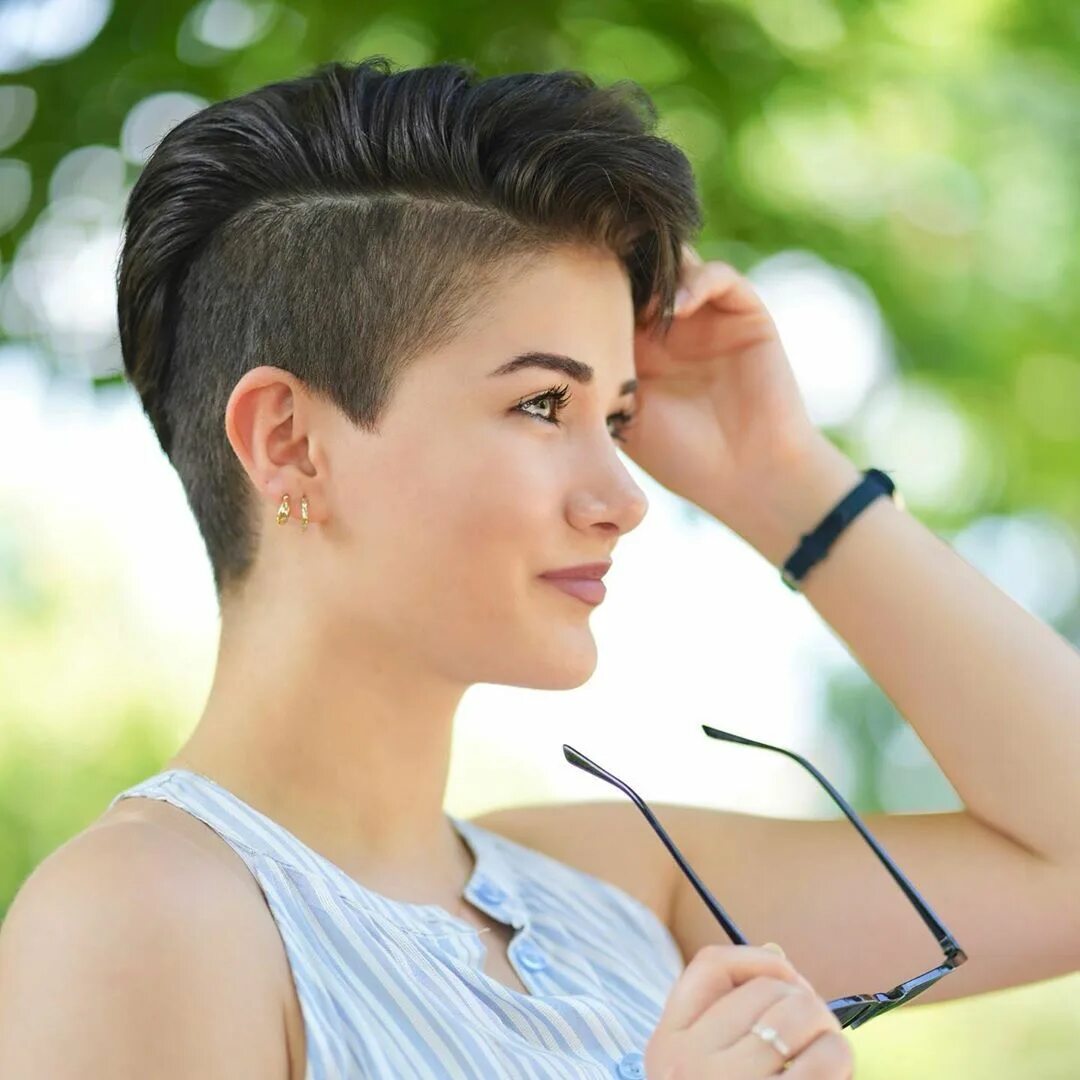 Подростковые стрижки женские Expresse seu estilo com um undercut feminino: 50 ideias para ousar Cabelos curto