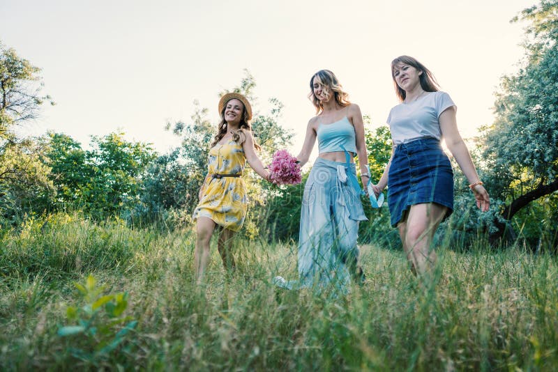 Подруги в лесу фото Three of Girls Friends Outdoor in the Park or Forest Stock Image - Image of girl