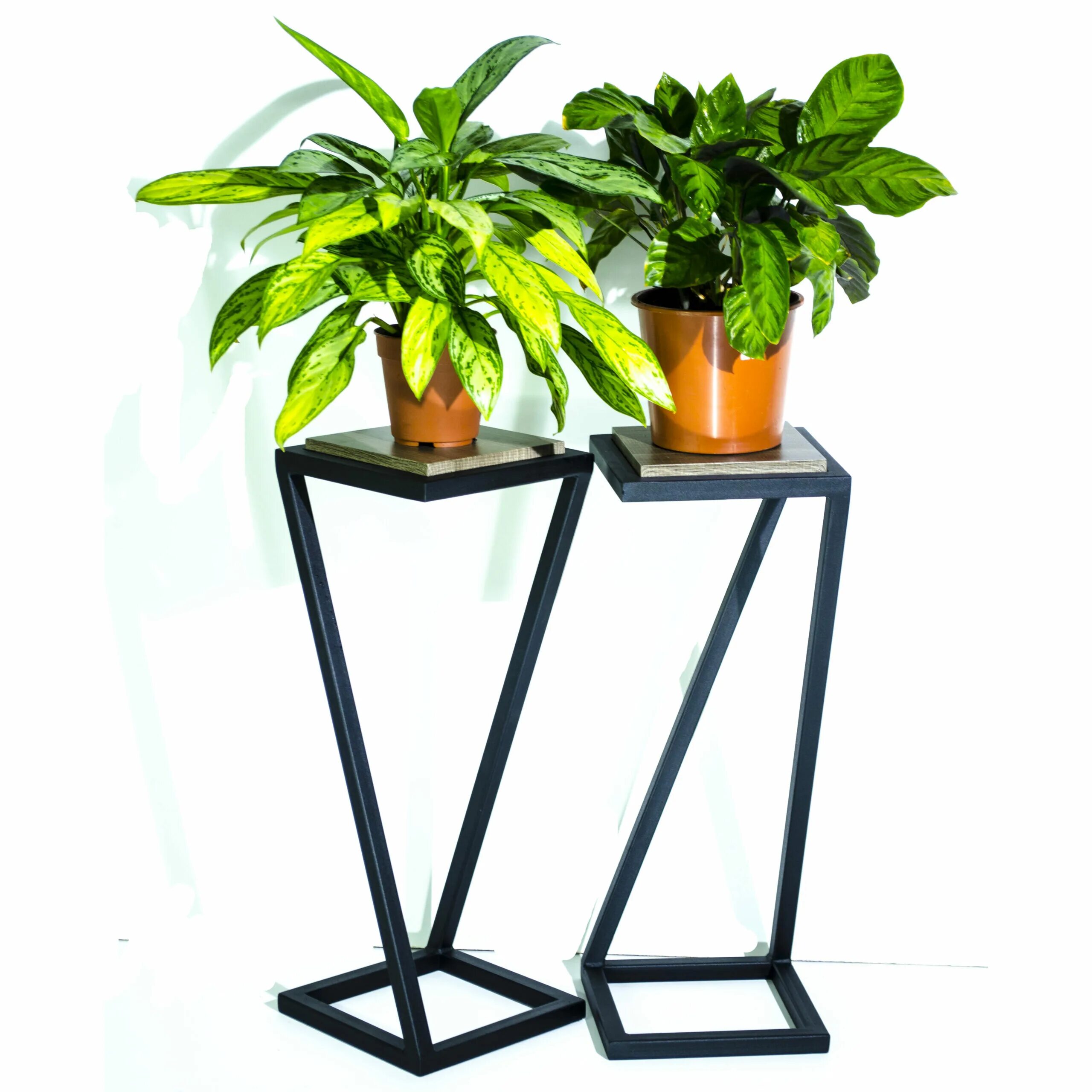 Simple multi-layer wrought iron flower stand balcony floor green stalk orchid fl