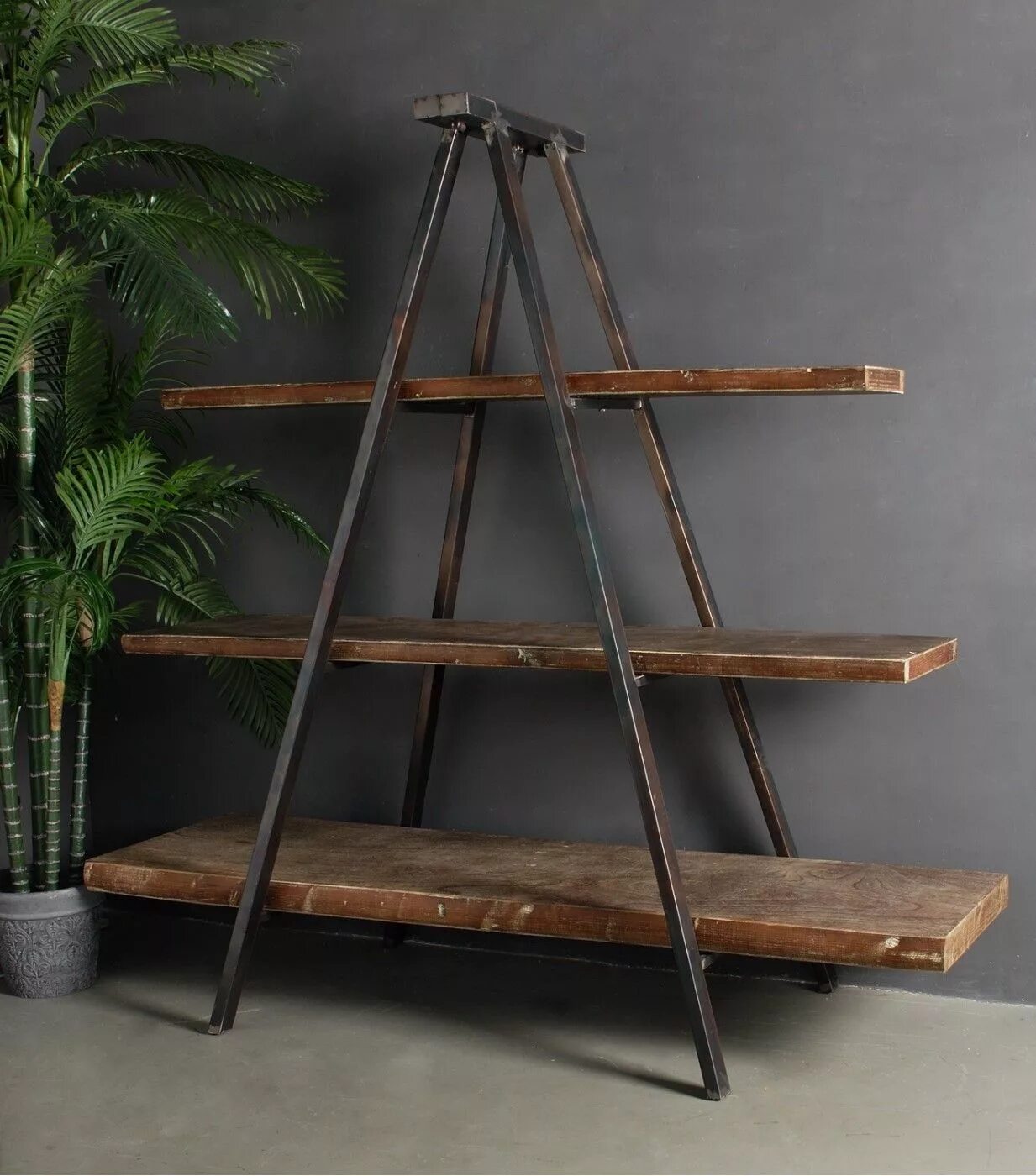 Подставка в стиле лофт Industrial Tripod Bookcase Rustic industrial furniture, Industrial livingroom, V