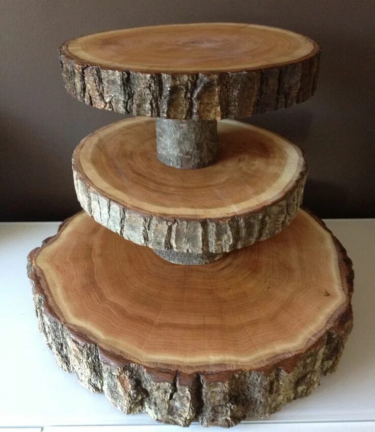 Подставки из дерева фото Wood Slice Wedding Cake Stands