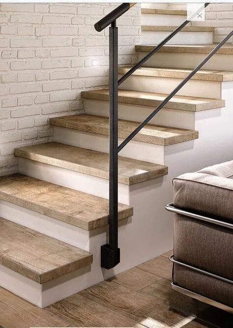 Подступенок лестницы фото Creative Flooring Ideas for Stairs