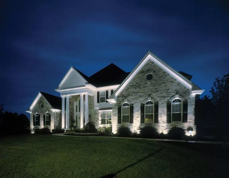 Подсветка частных домов фото Outdoor Lighting Perspectives - Augusta Exterior lighting design, Outdoor lighti