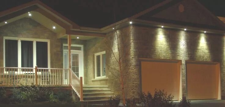 Подсветка одноэтажного дома снаружи фото Outdoor LED Soffit Lighting